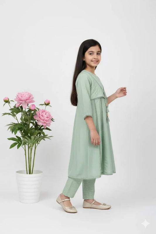 PARI ZAAT